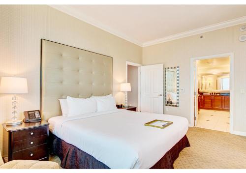 MGM Signature Top Floor 1 BR 2 BA Penthouse with Balcony, Strip and Sphere Views, Las Vegas (foto 6)