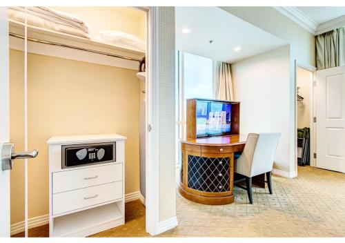 MGM Signature Top Floor 1 BR 2 BA Penthouse with Balcony, Strip and Sphere Views, Las Vegas (foto 7)
