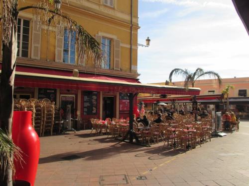 Nice Studio Old Town Sea Side - image 11