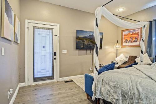 Loveshack Studio & Bathtub near the Plaza District in Oklahoma City, USA