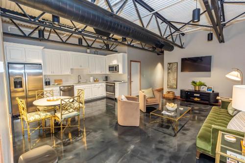 Cenote Cristalino - Suite B in Jacksonville, USA