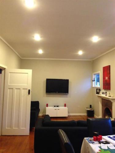 Cozy Home Stay at Hillsborough Road - Auckland City, Окленд (фото 6)