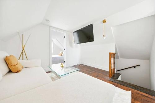 NYC Luxury 1BR PRIME Location and Free Parking in Yonkers, USA