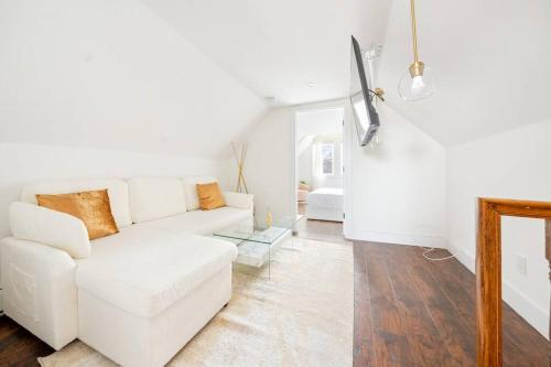 NYC Luxury 1BR PRIME Location and Free Parking in Yonkers, USA