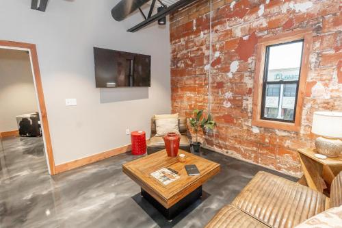 Cenote Zaci - Suite C in Jacksonville, USA