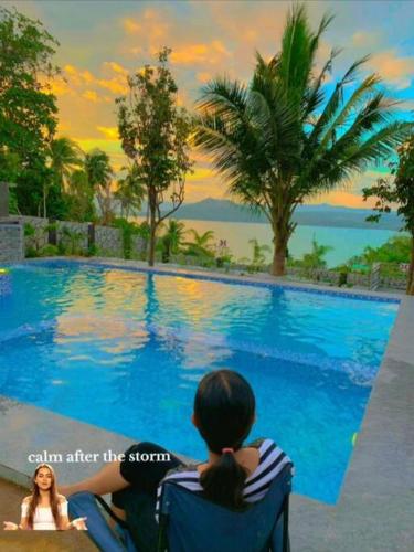 Private Resort Overlooking Taal Lake  in Dumuclay