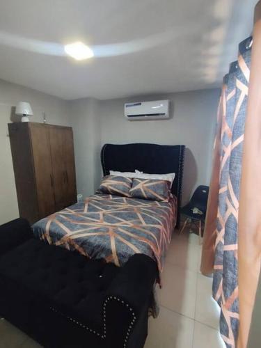 Departamento con balcón y sala