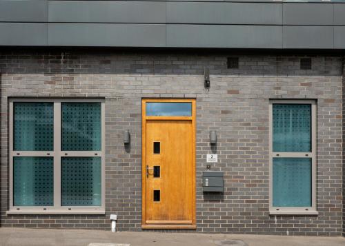 Queen's Lodge, Redhill in Redhill West