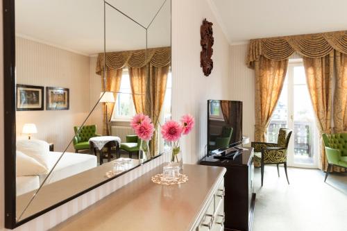 1 queen bed