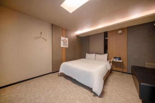 Lime hotel Suwon - Фото 1
