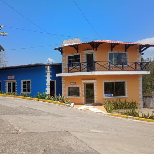 Hotel El Encanto in Santa Cruz De Yojoa
