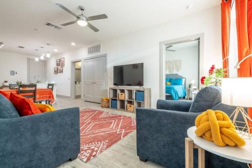 Stunning Top Floor 2 Bdrm 2 Bath City View Apt King Bed Free Parking Pool Gym near San Antonio Művészeti Múzeum