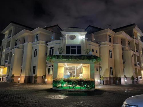 Song Service Apartment (Former Known As Jinhold Service Apartment) - 숙소 외관