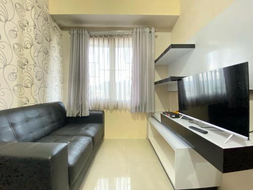 Cozy 2BR Apartment at Pinewood Jatinangor By Travelio - image 3