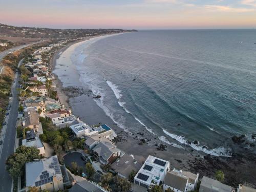 The Getaway Oceanfront Villa in Malibu by Stay Awhile in Malibu, USA