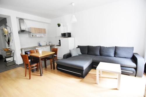 Dorya am Ring, Cologne (photo 9)