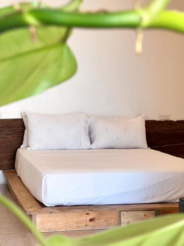 Beachfront Apartment with Kitchen and Outdoor Seating Area, Boracay