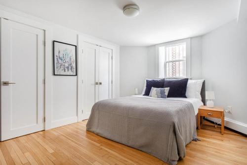Brighton 2BR w WD by Restaurants Shops BOS-395 in Boston, USA