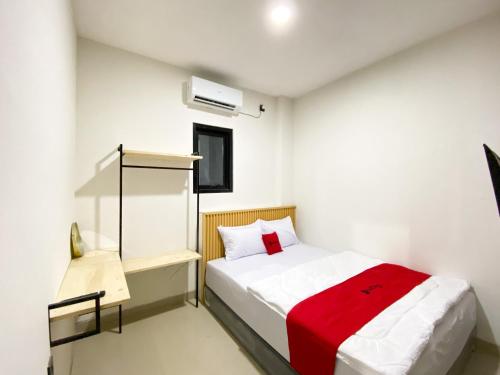 Standard Double Room image 4
