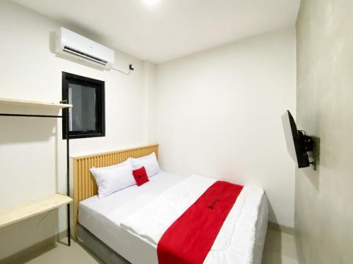 Standard Double Room image 3