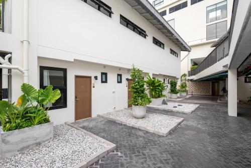 สปา, ซิมเปิลสเตย์ จตุจักร ชัวร์สเตย์ คอลเลกชัน บาย เบสท์เวสเทิร์น (SimpleStay Chatuchak, SureStay Collection by Best Western) in จตุจักร