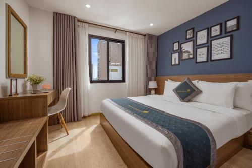 Superior Double Room image 5