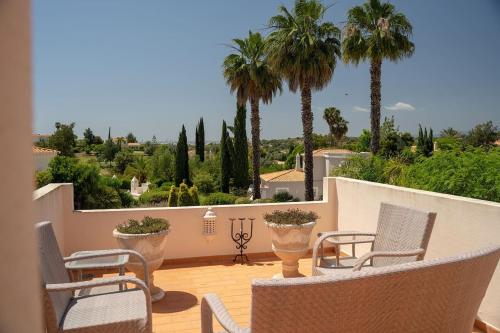 174 Gramacho - Immaculately Presented Villa in Estombar