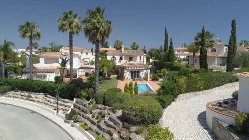 View, 174 Gramacho - Immaculately Presented Villa in Estombar