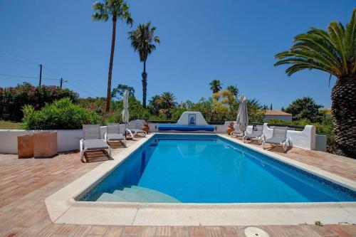 Casa Ninho - Spacious 5 bedroom villa - image 3