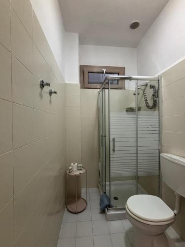 Domus Hotel Room Type - Twin Room with Private External Bathroom