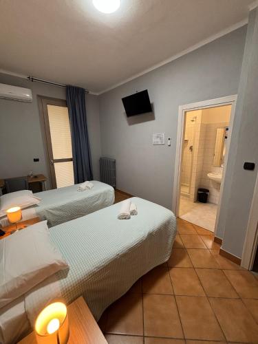 Domus Hotel Room Type - Standard Twin Room