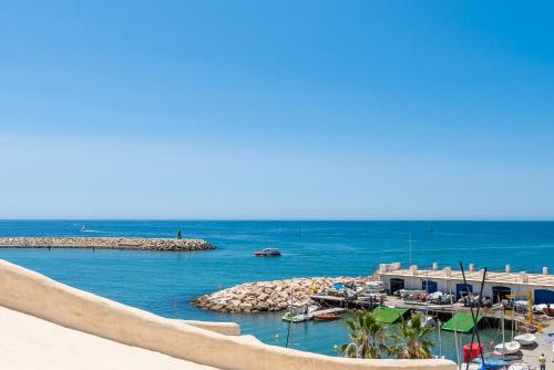 Cảnh quan, VB Madeira 1BR by the Marina in Benalmadena