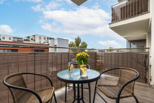 ระเบียง/ชานเรือน, Modern Apartment Kapitański Mostek by Noclegi Renters (Modern Apartment Kapitanski Mostek by Noclegi Renters) in สรอดเมียสซีแย