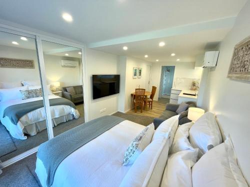 Moores Studio Retreat in اوكلاند الشرق