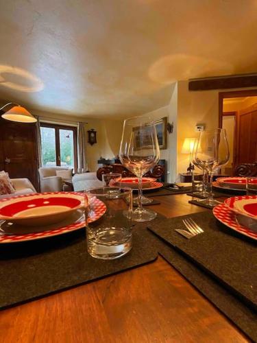 Courmayeur 2BR 2BA Terrace, Amazing View & Parking in 拉薩克斯