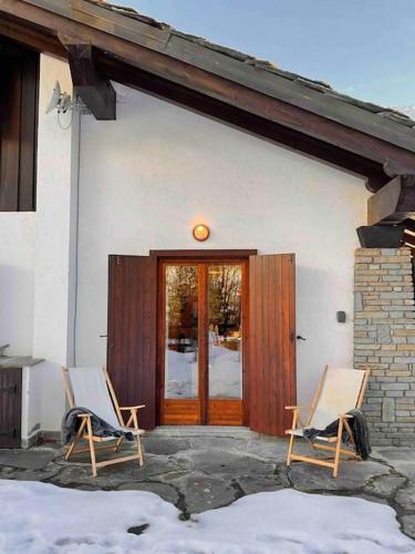 Courmayeur 2BR 2BA Terrace, Amazing View & Parking in 拉薩克斯