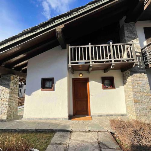 Courmayeur 2BR 2BA Terrace, Amazing View & Parking in 拉薩克斯