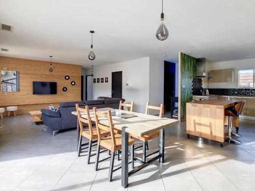 Létesítmények, Le point BE - Magnifique villa avec piscine chauffée - de mai à septembre - pour 6 personnes (Le point BE - Magnifique villa avec piscine chauffee - de mai a septembre - pour 6 personnes) in Ornaisons