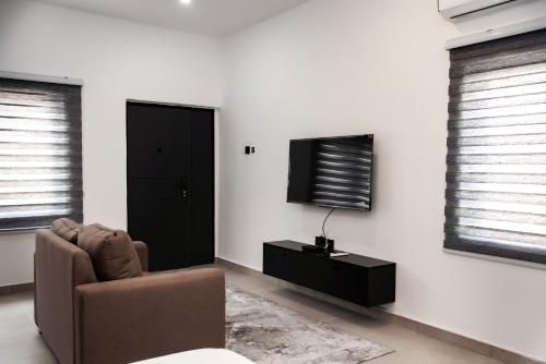 The Kottage Studio Apartment D - Tap to explore photos