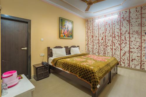 Deluxe Double Room image 10