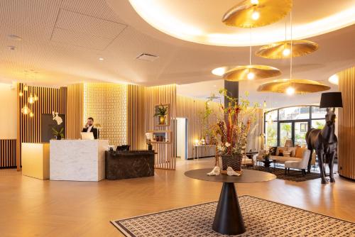 Fuajee, Epona Hôtel Sens (Epona Hotel Sens) in Sens