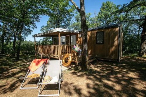 2 bedrooms, 3 beds