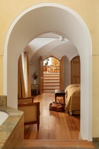 Grand Hotel Kronenhof - image 12