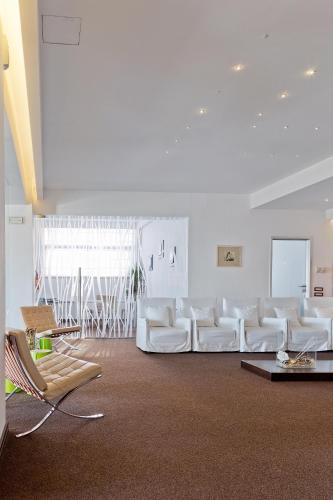 Mediterranea Hotel & Convention Center - image 3