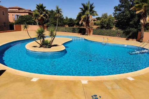 T2 Golf St Thomas ll Clim ll Piscine ll Parking ll Wifi