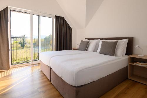 Hiša Janko (Hisa Janko) in โดเลนจ์สเกโทพลิซ