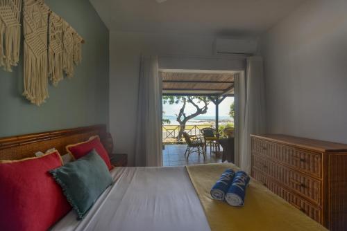 Quaint 3 BDR Beach Bungalow in a fishing village