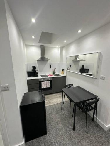Studio in London City - image 9