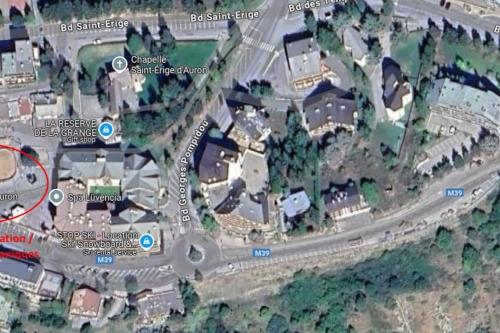 Magnifique logement plein centre face aux pistes in Saint-Étienne-de-Tinée