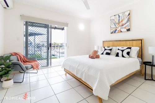 Marina Views Cozy 3br Villa In Tipperary Waters